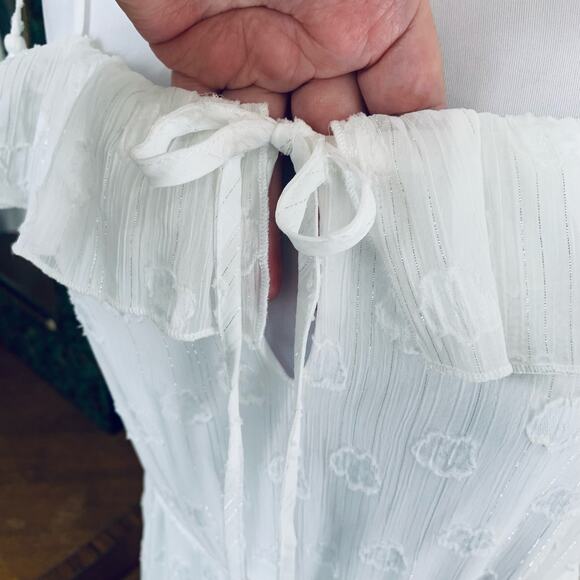 NEW Lulus Size M Easily Adored Burnout Floral Tiered Midi Dress White Ruffle - Picture 8 of 16